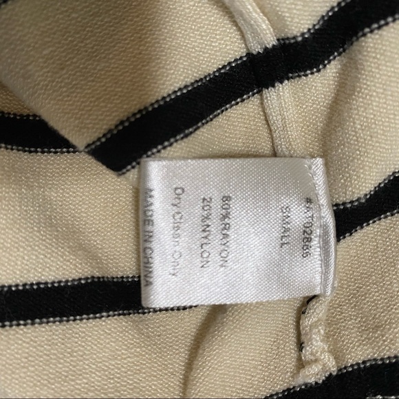 Lumiere Ruffled Collar Off Shoulder Stripped Long Sleeve Top Size Small - Picture 7 of 8